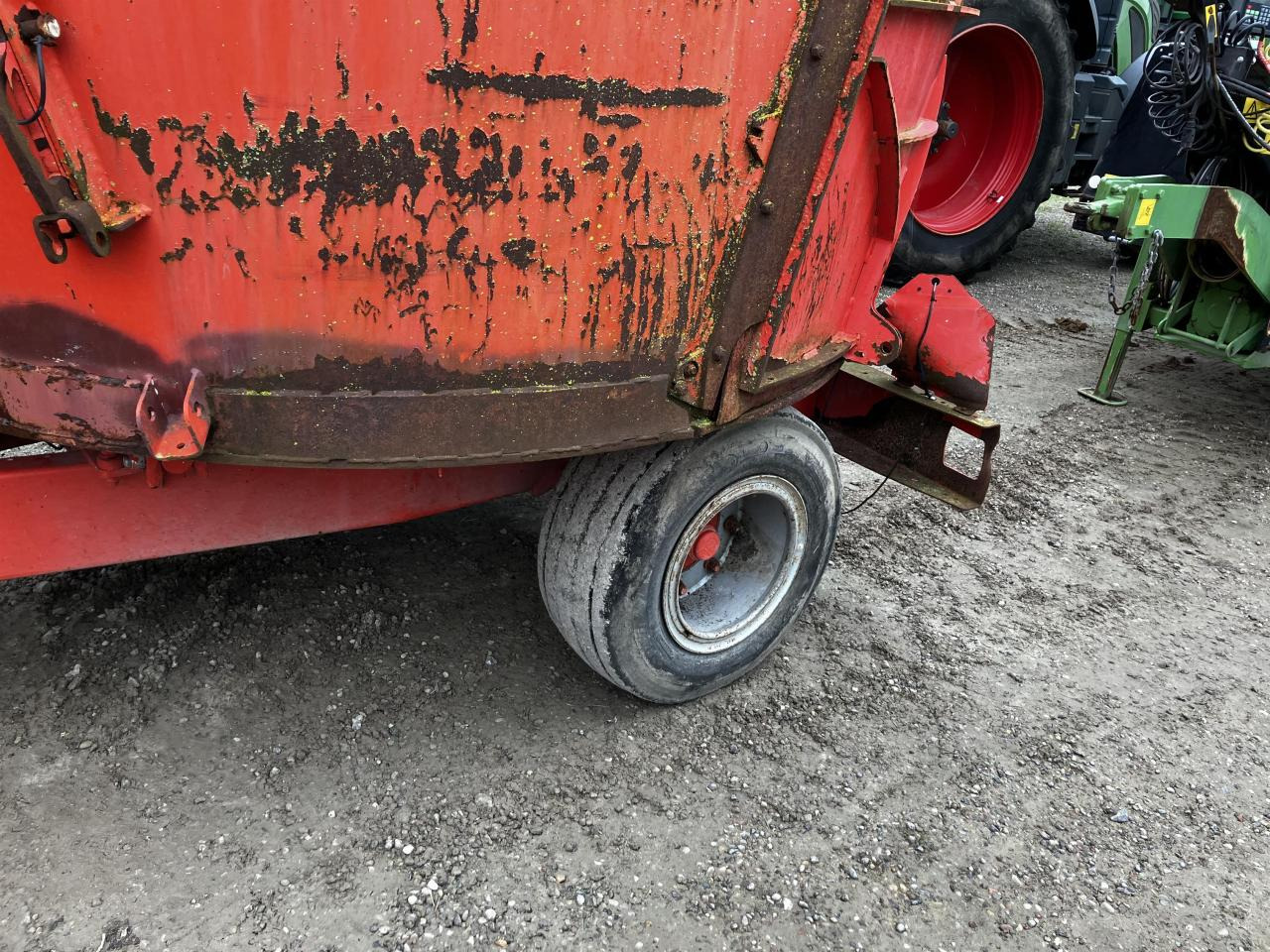 Kuhn Euromix I - Yem mikseri: fotoğraf 4 Kuhn Euromix I - Yem mikseri: fotoğraf 4