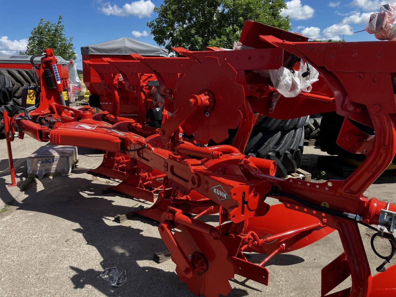 Kuhn Vari-Master L5E - Pulluk: fotoğraf 1 Kuhn Vari-Master L5E - Pulluk: fotoğraf 1