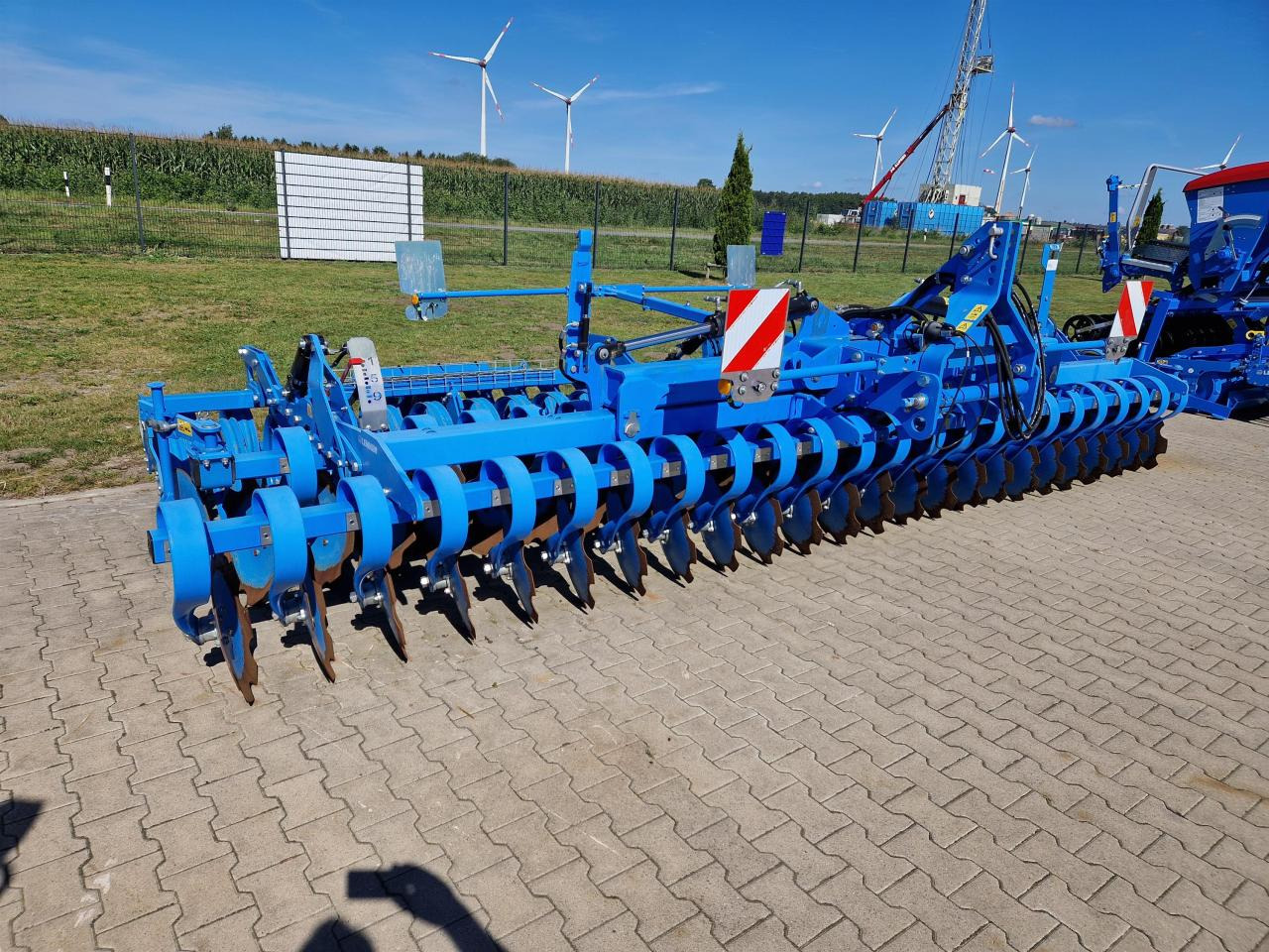 Lemken Heliodor 9/600 K - Disk tırmığı: fotoğraf 1 Lemken Heliodor 9/600 K - Disk tırmığı: fotoğraf 1
