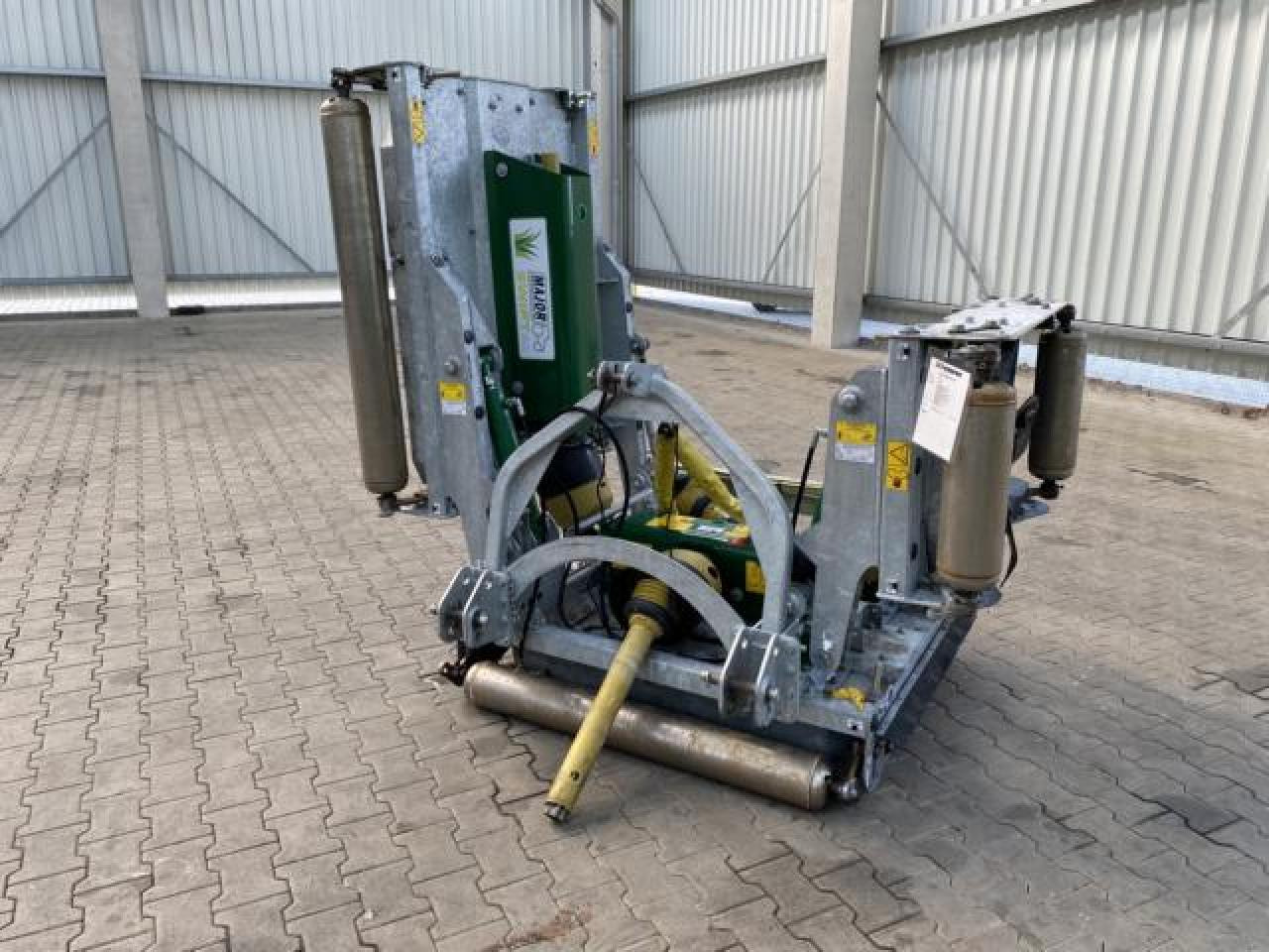 Major MJ71-340 - Çim biçme makinesi: fotoğraf 1 Major MJ71-340 - Çim biçme makinesi: fotoğraf 1