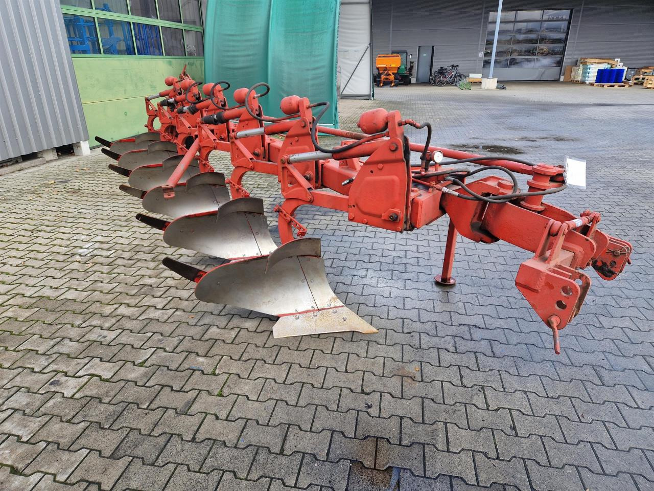 Niemeyer 6-Schar Beetpflug - Pulluk: fotoğraf 1 Niemeyer 6-Schar Beetpflug - Pulluk: fotoğraf 1