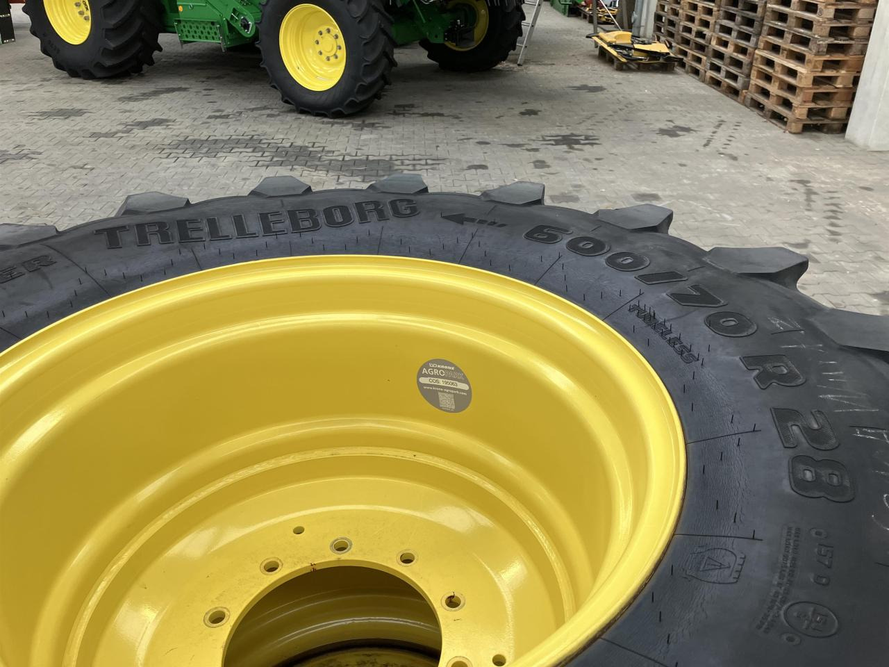 Trelleborg 600/70R28 - Lastik - Tarım araçları: fotoğraf 5 Trelleborg 600/70R28 - Lastik - Tarım araçları: fotoğraf 5
