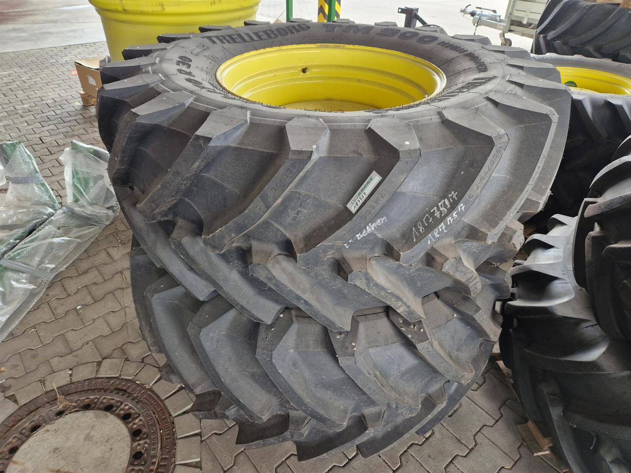Trelleborg 600/70R30 - Lastik - Tarım araçları: fotoğraf 1 Trelleborg 600/70R30 - Lastik - Tarım araçları: fotoğraf 1