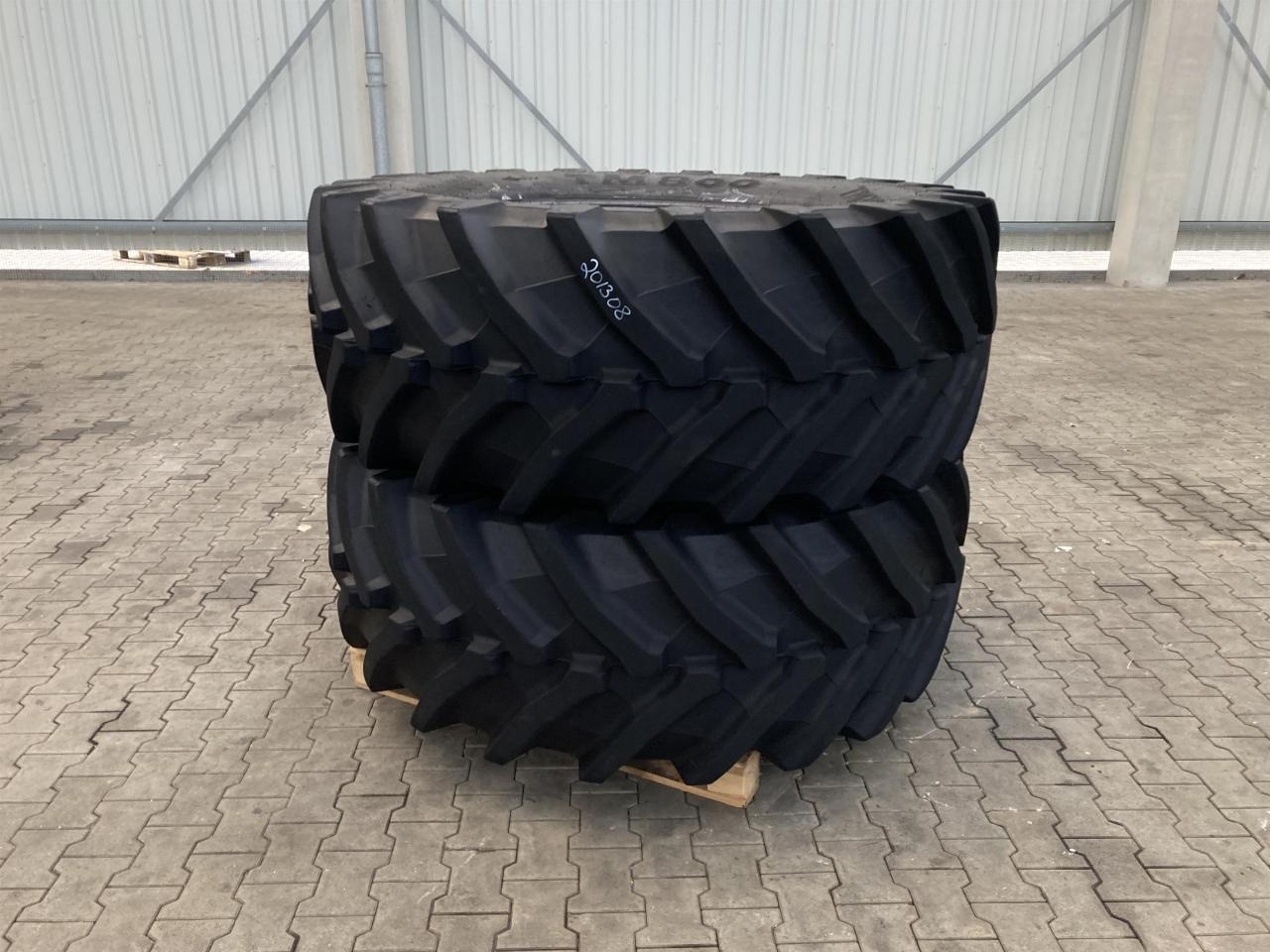 Trelleborg 650/65R38 - Lastik - Tarım araçları: fotoğraf 1 Trelleborg 650/65R38 - Lastik - Tarım araçları: fotoğraf 1