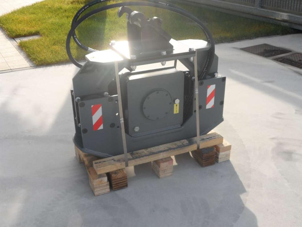 CM Crusher PV 20.40 Vibrating Plate - Titreşimli kompaktör, Ataşman: fotoğraf 2 CM Crusher PV 20.40 Vibrating Plate - Titreşimli kompaktör, Ataşman: fotoğraf 2