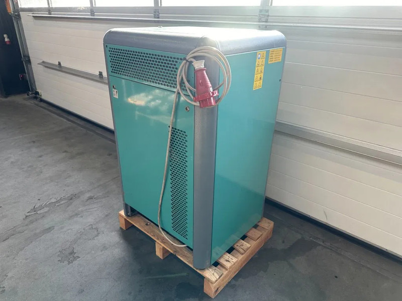 Hava kompresörü Airmec Concorde CXS 30 Elektrische Zuigercompressor 3 PK 400 L / min 10 Bar Silent As New !: fotoğraf 8