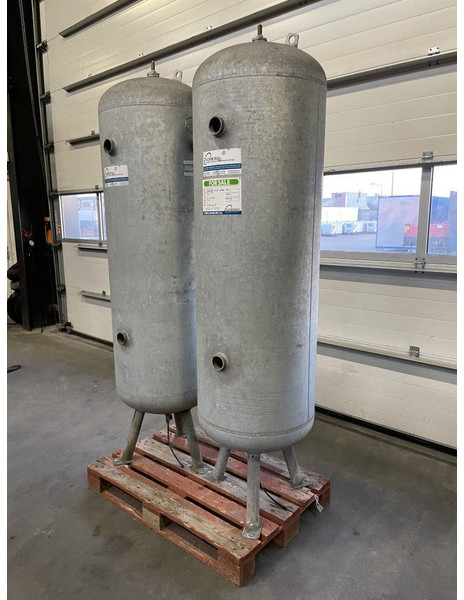 Atlas-Copco 500 Liter Gegalvaniseerde Verticale luchtketel 11 Bar (1 stuks) - Hava kompresörü: fotoğraf 3 Atlas-Copco 500 Liter Gegalvaniseerde Verticale luchtketel 11 Bar (1 stuks) - Hava kompresörü: fotoğraf 3
