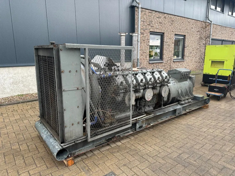 Baudouin Leroy Somer 300 kVA noodstroom generatorset ex Emergency - Elektrikli jeneratör: fotoğraf 2 Baudouin Leroy Somer 300 kVA noodstroom generatorset ex Emergency - Elektrikli jeneratör: fotoğraf 2