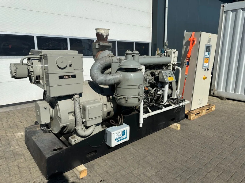 Deutz BF6M 716 Heemaf 150 kVA noodstroom generatorset ex Emergency - Elektrikli jeneratör: fotoğraf 4 Deutz BF6M 716 Heemaf 150 kVA noodstroom generatorset ex Emergency - Elektrikli jeneratör: fotoğraf 4