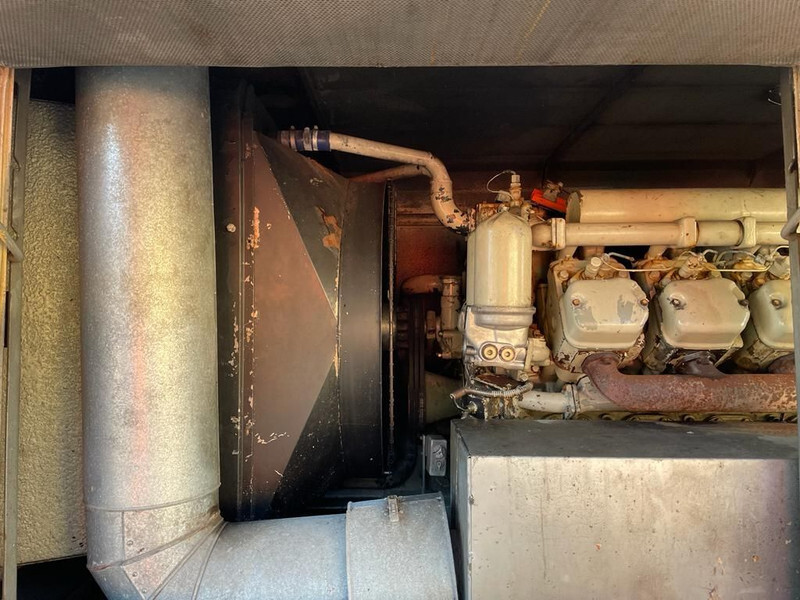 Deutz F12M 716 Bredenoord AEG 250 kVA Silent generatorset op aanhanger - Elektrikli jeneratör: fotoğraf 2 Deutz F12M 716 Bredenoord AEG 250 kVA Silent generatorset op aanhanger - Elektrikli jeneratör: fotoğraf 2