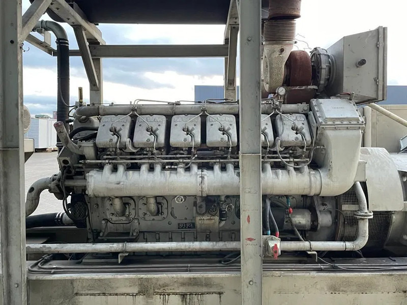 Deutz MWM TBD 604 BV12 Leroy Somer 1450 kVA generatorset ex emergency ! - Elektrikli jeneratör: fotoğraf 5 Deutz MWM TBD 604 BV12 Leroy Somer 1450 kVA generatorset ex emergency ! - Elektrikli jeneratör: fotoğraf 5