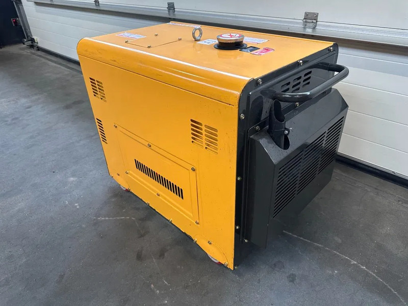 Yeni Elektrikli jeneratör Diesel Diesel Generator UK-9500 5.5 kW 230 en 400 Volt Silent Diesel generator New !: fotoğraf 11