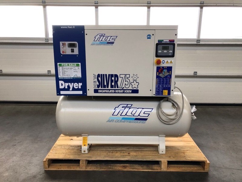 Fiac New Silver D 7.5 / 300 Silent 5.5 kW 720 L / min 10 bar Elektrische Schroefcompressor met ketel en droger - Hava kompresörü: fotoğraf 2 Fiac New Silver D 7.5 / 300 Silent 5.5 kW 720 L / min 10 bar Elektrische Schroefcompressor met ketel en droger - Hava kompresörü: fotoğraf 2