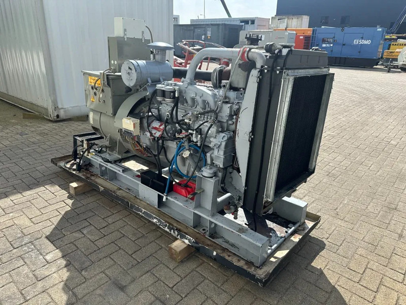 Iveco GE 8061 SRI 25.05 Leroy Somer 125 kVA generatorset - Elektrikli jeneratör: fotoğraf 5 Iveco GE 8061 SRI 25.05 Leroy Somer 125 kVA generatorset - Elektrikli jeneratör: fotoğraf 5