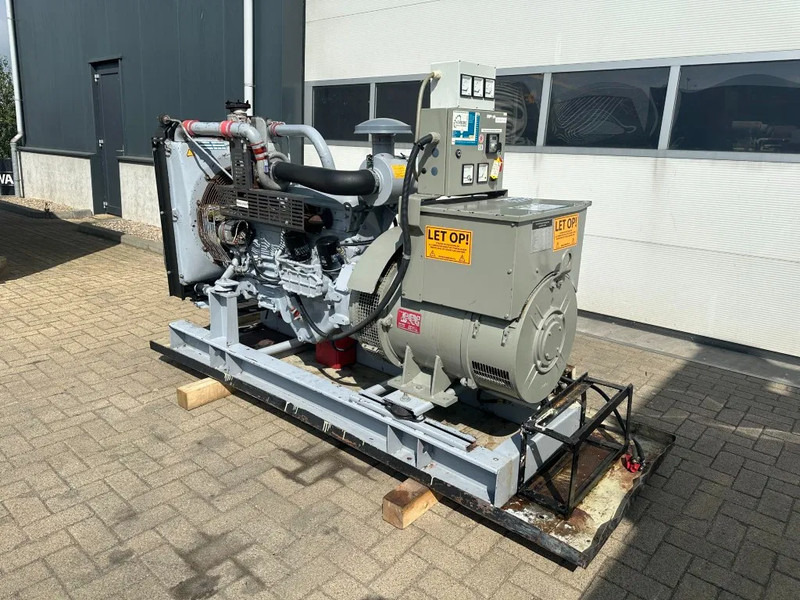 Iveco GE 8061 SRI 25.05 Leroy Somer 125 kVA generatorset - Elektrikli jeneratör: fotoğraf 4 Iveco GE 8061 SRI 25.05 Leroy Somer 125 kVA generatorset - Elektrikli jeneratör: fotoğraf 4