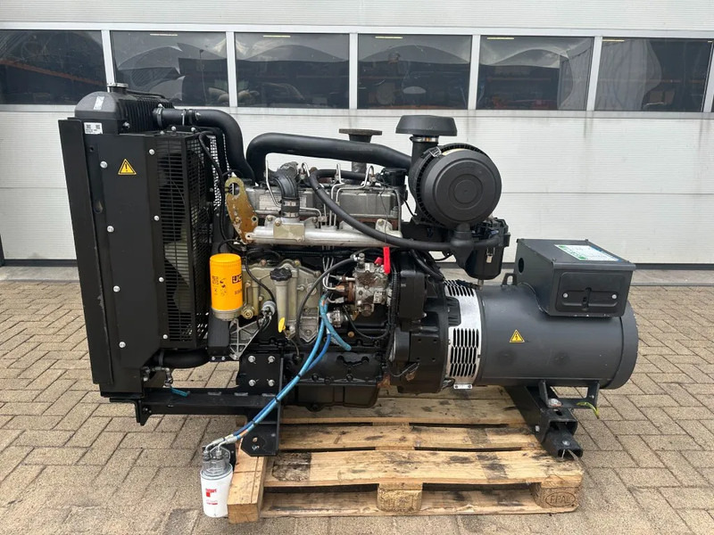 JCB 448 TWGA - 60 Mecc Alte Spa 82.5 kVA generatorset as New ! - Elektrikli jeneratör: fotoğraf 1 JCB 448 TWGA - 60 Mecc Alte Spa 82.5 kVA generatorset as New ! - Elektrikli jeneratör: fotoğraf 1