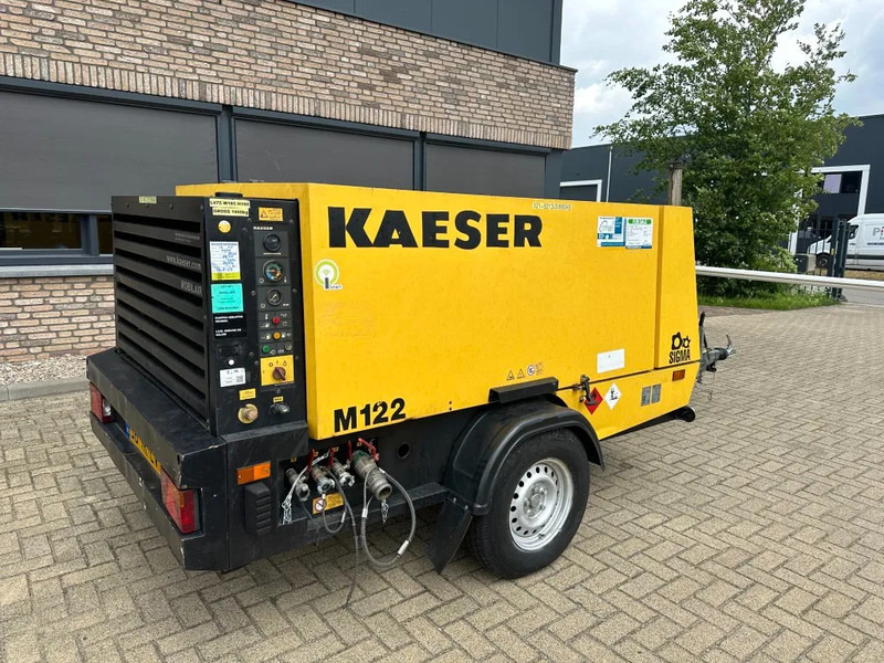 Kaeser M122 Deutz 11.1 m3 / min 7 Bar 83 kW Mobiele Diesel Compressor - Hava kompresörü: fotoğraf 2 Kaeser M122 Deutz 11.1 m3 / min 7 Bar 83 kW Mobiele Diesel Compressor - Hava kompresörü: fotoğraf 2