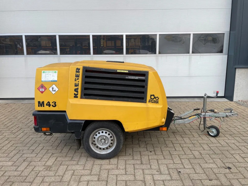 Kaeser M43 Kubota 4,3 m3 / min 7 Bar 30 kW Mobielel Compressor - Hava kompresörü: fotoğraf 1 Kaeser M43 Kubota 4,3 m3 / min 7 Bar 30 kW Mobielel Compressor - Hava kompresörü: fotoğraf 1