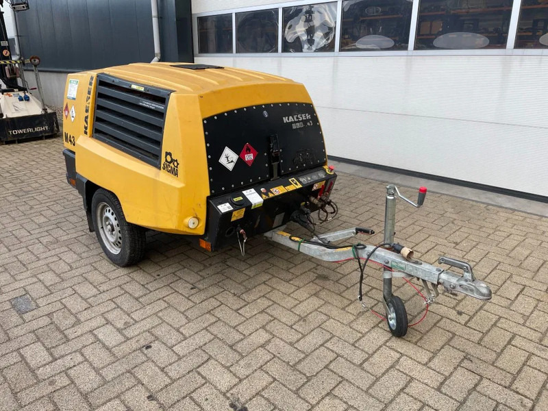 Kaeser M43 Kubota 4,3 m3 / min 7 Bar 30 kW Mobielel Compressor - Hava kompresörü: fotoğraf 4 Kaeser M43 Kubota 4,3 m3 / min 7 Bar 30 kW Mobielel Compressor - Hava kompresörü: fotoğraf 4