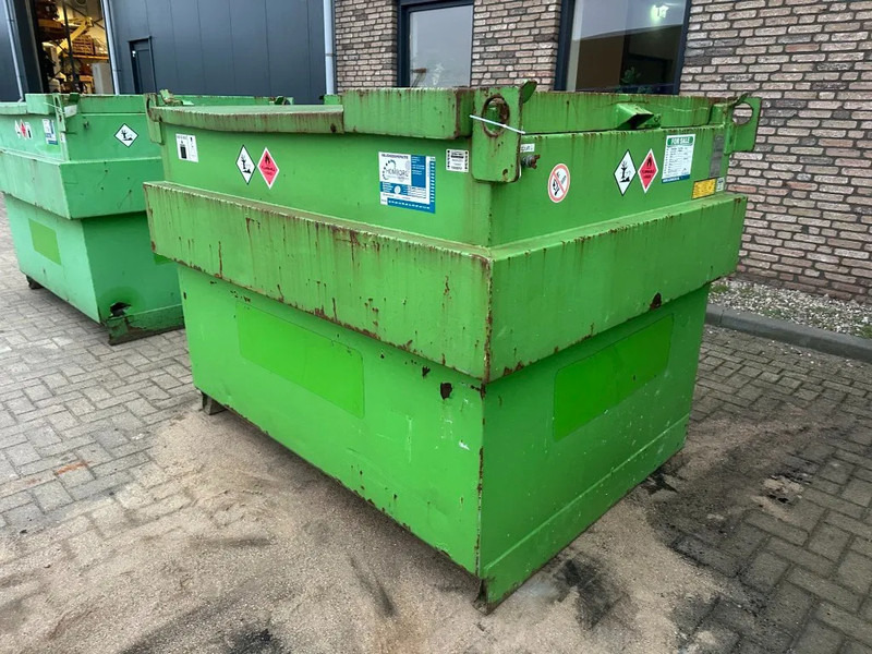 Kiwa IBC Steenbergen 2000 liter Dieseltank met handpomp Milieutank - Depolama tankı: fotoğraf 2 Kiwa IBC Steenbergen 2000 liter Dieseltank met handpomp Milieutank - Depolama tankı: fotoğraf 2