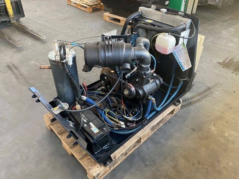 Kubota D1105 Sullair 15.5 kW 7 bar diesel schroefcompressor - Hava kompresörü: fotoğraf 5 Kubota D1105 Sullair 15.5 kW 7 bar diesel schroefcompressor - Hava kompresörü: fotoğraf 5