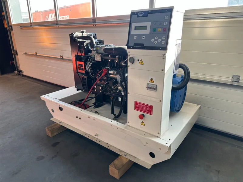 Perkins FG Wilson 23 kVA generatorset New ! - Elektrikli jeneratör: fotoğraf 2 Perkins FG Wilson 23 kVA generatorset New ! - Elektrikli jeneratör: fotoğraf 2