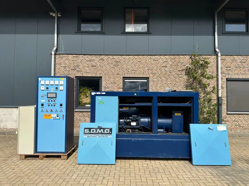SDMO VM Leroy Somer 30 kVA Silent noodstroom generatorset - Elektrikli jeneratör: fotoğraf 4 SDMO VM Leroy Somer 30 kVA Silent noodstroom generatorset - Elektrikli jeneratör: fotoğraf 4