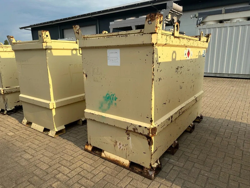 Tolsma Kiwa IBC 3000 liter Dieseltank met 230 Volt pompset - Depolama tankı: fotoğraf 4 Tolsma Kiwa IBC 3000 liter Dieseltank met 230 Volt pompset - Depolama tankı: fotoğraf 4