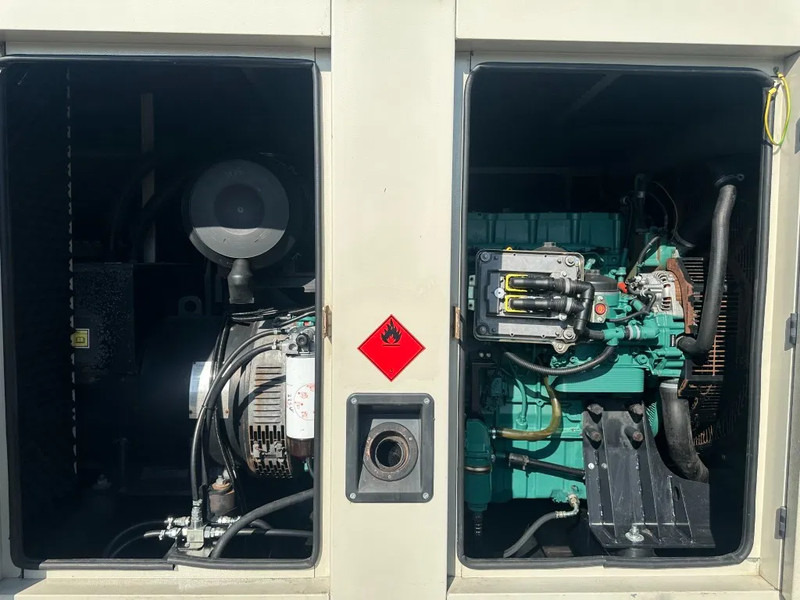 Volvo TAD 753 GE Fogo 200 kVA Silent generatorset - Elektrikli jeneratör: fotoğraf 4 Volvo TAD 753 GE Fogo 200 kVA Silent generatorset - Elektrikli jeneratör: fotoğraf 4