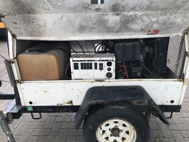 Wacker LTC4L Lombardini Diesel Mobiele light tower lichtmast aggregaat - Aydınlatma kulesi: fotoğraf 3 Wacker LTC4L Lombardini Diesel Mobiele light tower lichtmast aggregaat - Aydınlatma kulesi: fotoğraf 3