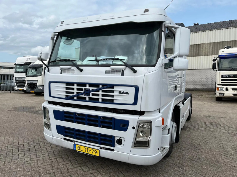 Volvo FM 9 MOTOR DEFECT (motor start wel maar kan niet rijden) - Çekici: fotoğraf 2 Volvo FM 9 MOTOR DEFECT (motor start wel maar kan niet rijden) - Çekici: fotoğraf 2