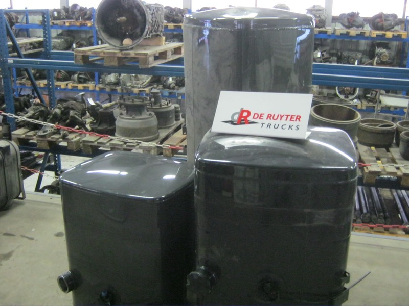 DAF Brandstoftanks voor CF en XF (staal) - Yakıt sistemi: fotoğraf 3 DAF Brandstoftanks voor CF en XF (staal) - Yakıt sistemi: fotoğraf 3