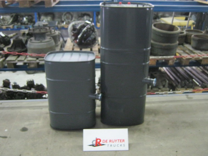 DAF Brandstoftanks voor LF - Yakıt tankı - Kamyon: fotoğraf 2 DAF Brandstoftanks voor LF - Yakıt tankı - Kamyon: fotoğraf 2