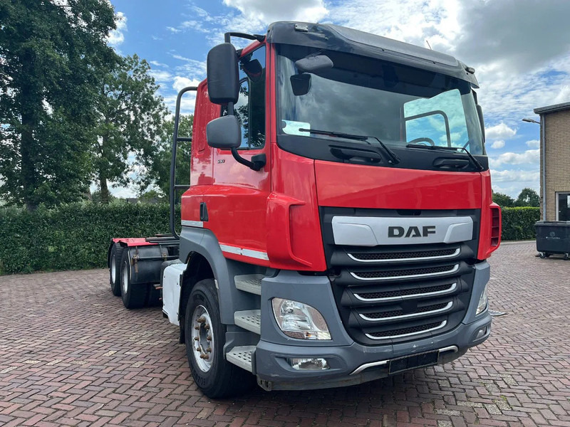 DAF CF 530 FAT intarder - Kapalı kasa kamyon: fotoğraf 4 DAF CF 530 FAT intarder - Kapalı kasa kamyon: fotoğraf 4