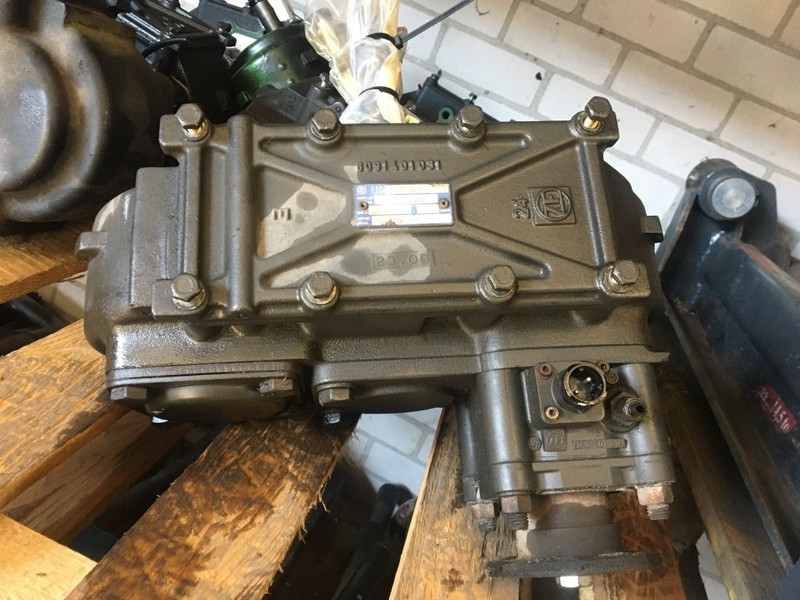 DAF PTO - Transmisyon - Kamyon: fotoğraf 1 DAF PTO - Transmisyon - Kamyon: fotoğraf 1