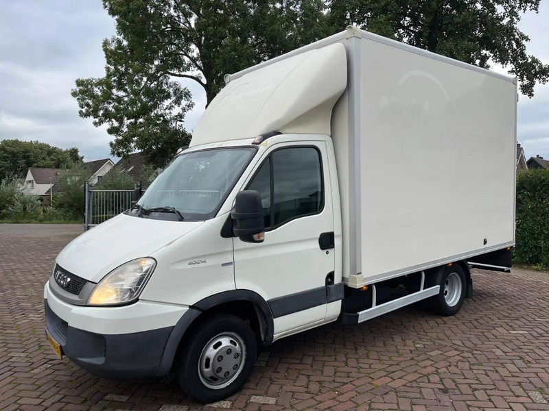 Iveco Daily 40 C14 - Kapalı kasa kamyonet: fotoğraf 1 Iveco Daily 40 C14 - Kapalı kasa kamyonet: fotoğraf 1