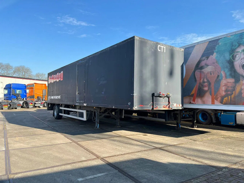 Netam-Fruehauf ONCRK 22110 - Kapalı karoser dorse: fotoğraf 1 Netam-Fruehauf ONCRK 22110 - Kapalı karoser dorse: fotoğraf 1