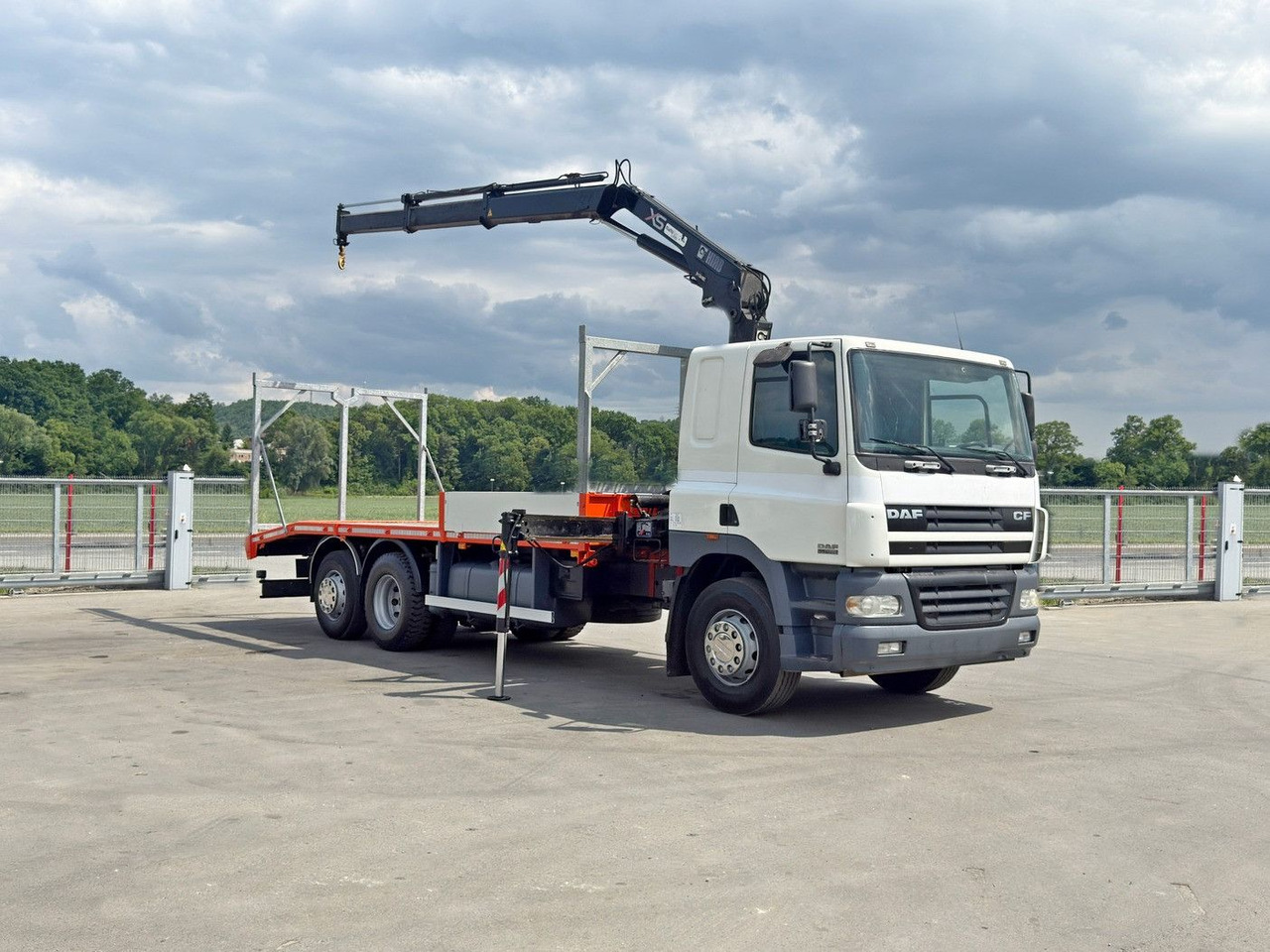DAF CF 85.380*ABSCHLEPPWAGEN 7,20m+ HIAB 144 B-2 DUO - Çekici kamyonu: fotoğraf 2 DAF CF 85.380*ABSCHLEPPWAGEN 7,20m+ HIAB 144 B-2 DUO - Çekici kamyonu: fotoğraf 2