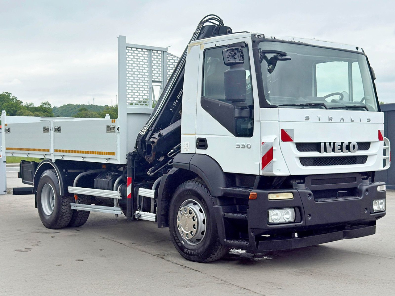 Iveco STRALIS 330 *HIAB 144 BS-3 HIDUO* TOPZUSTAND - Vinçli kamyon: fotoğraf 3 Iveco STRALIS 330 *HIAB 144 BS-3 HIDUO* TOPZUSTAND - Vinçli kamyon: fotoğraf 3