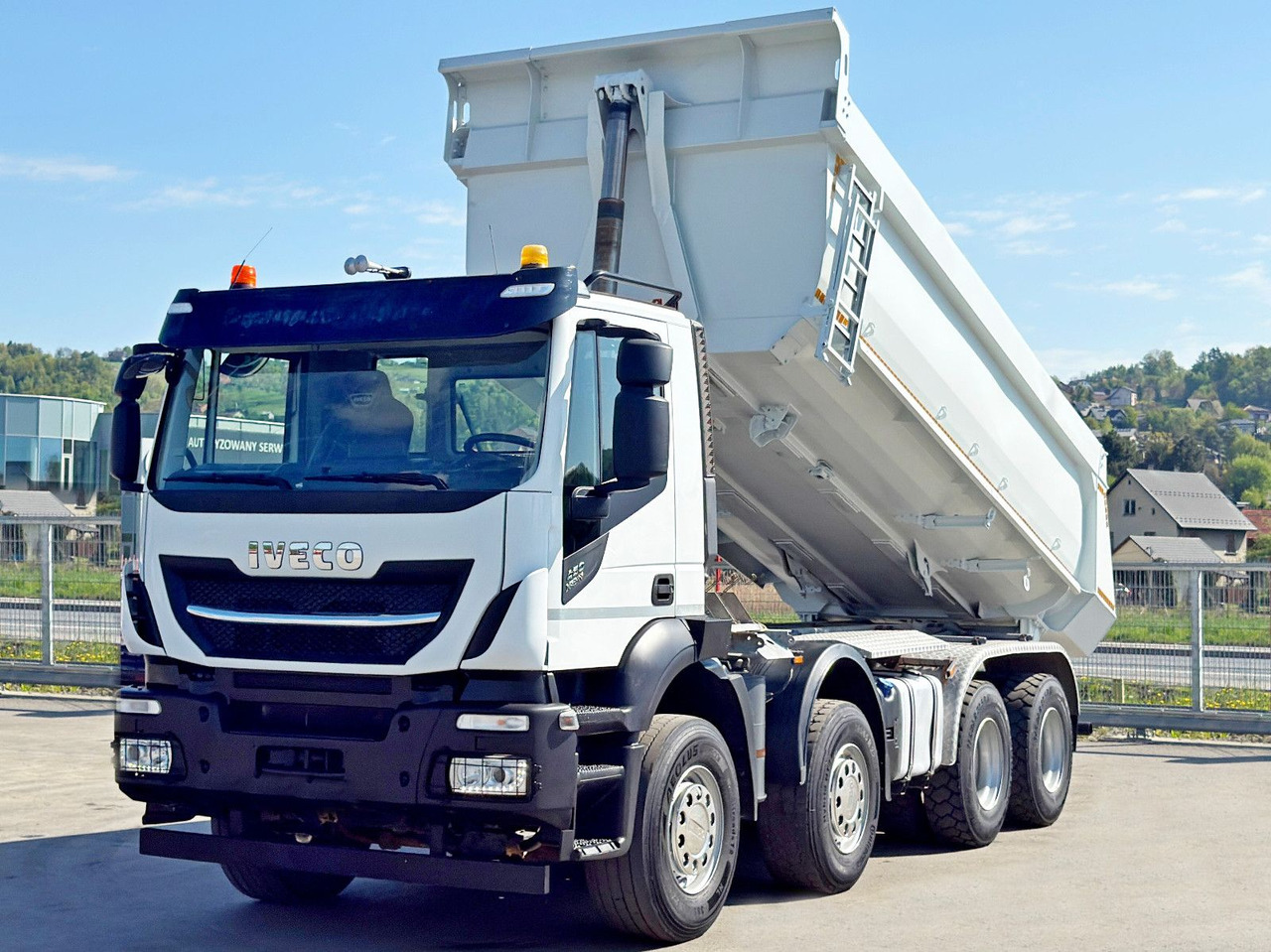 Iveco STRALIS X - WAY 460 * KIPPER * 8x4 * TOPZUSTAND - Damperli kamyon: fotoğraf 4 Iveco STRALIS X - WAY 460 * KIPPER * 8x4 * TOPZUSTAND - Damperli kamyon: fotoğraf 4