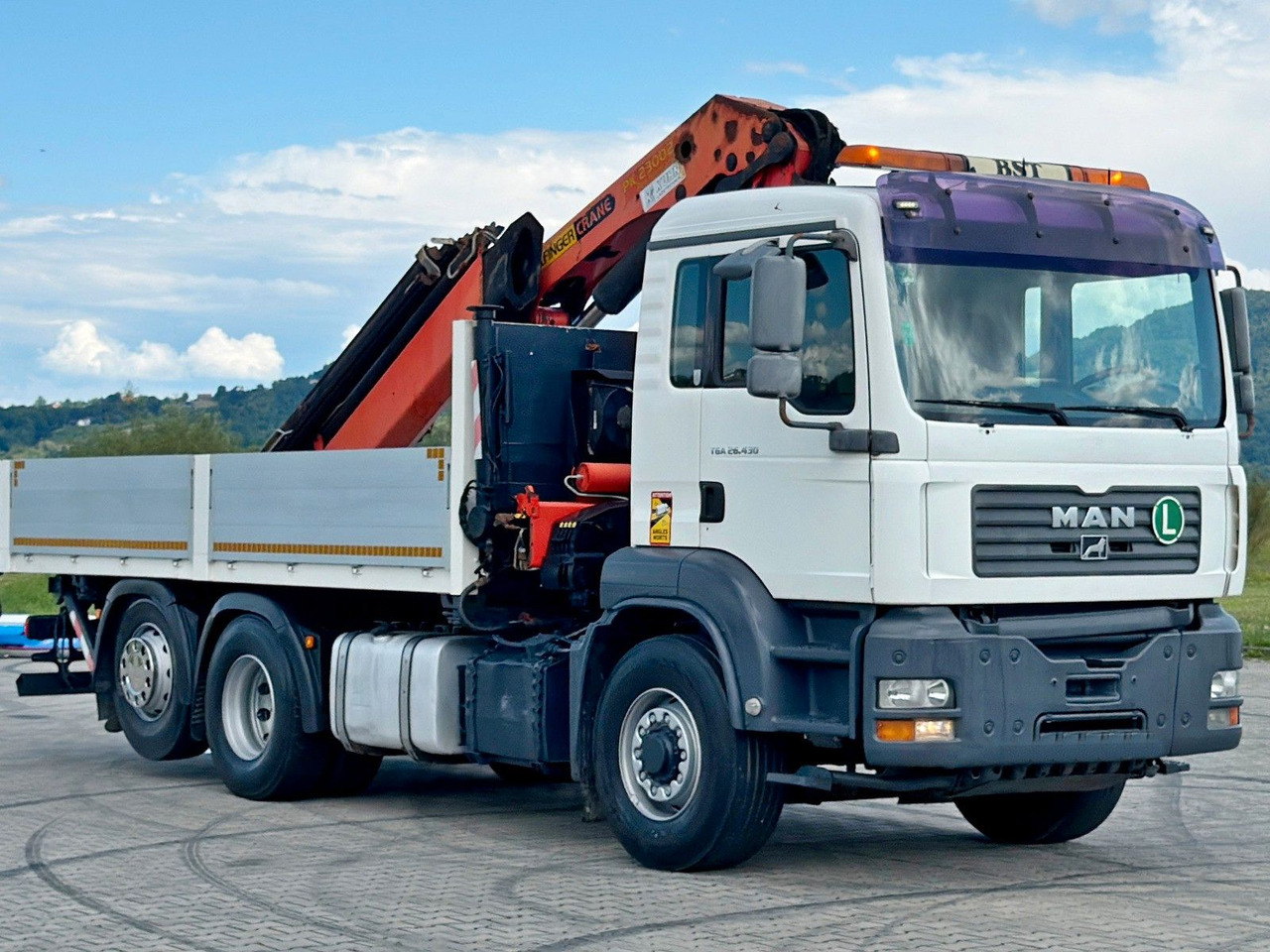 MAN TGA 26.430 Pritsche 5,50m + KRAN+ FUNK/6-4H2 MAN TGA 26.430 * PK 23002 + FUNK/6-4H2 - Vinçli kamyon: fotoğraf 3 MAN TGA 26.430 Pritsche 5,50m + KRAN+ FUNK/6-4H2 MAN TGA 26.430 * PK 23002 + FUNK/6-4H2 - Vinçli kamyon: fotoğraf 3