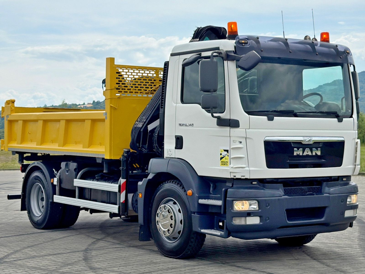 MAN TGM 18.340* KIPPER 4,05m*HIAB 111 B-2 HIDUO/FUNK - Damperli kamyon, Vinçli kamyon: fotoğraf 4 MAN TGM 18.340* KIPPER 4,05m*HIAB 111 B-2 HIDUO/FUNK - Damperli kamyon, Vinçli kamyon: fotoğraf 4