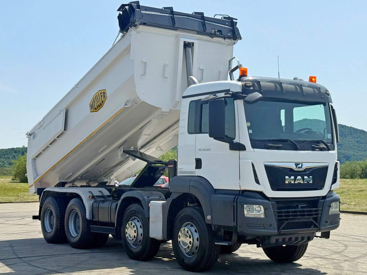 MAN TGS 35.420 KIPPER * 8x4 * TOPZUSTAND - Damperli kamyon: fotoğraf 4 MAN TGS 35.420 KIPPER * 8x4 * TOPZUSTAND - Damperli kamyon: fotoğraf 4