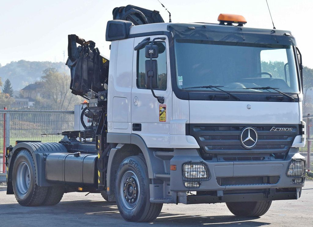 Mercedes-Benz ACTROS 1844 * Sattelzugmaschine *HIAB 330-5/FUNK Mercedes-Benz ACTROS 1844 * Sattelzugmaschine *HIAB 330-5/FUNK - Vinçli kamyon, Çekici: fotoğraf 3 Mercedes-Benz ACTROS 1844 * Sattelzugmaschine *HIAB 330-5/FUNK Mercedes-Benz ACTROS 1844 * Sattelzugmaschine *HIAB 330-5/FUNK - Vinçli kamyon, Çekici: fotoğraf 3