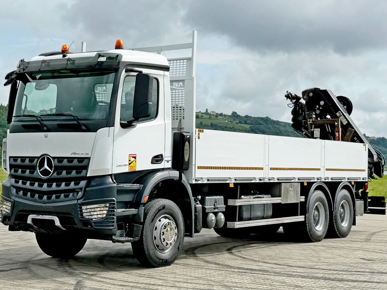 Mercedes-Benz ACTROS 2636 * HIAB 211 E-6 HIDUO/FUNK *6x4 - Vinçli kamyon: fotoğraf 4 Mercedes-Benz ACTROS 2636 * HIAB 211 E-6 HIDUO/FUNK *6x4 - Vinçli kamyon: fotoğraf 4