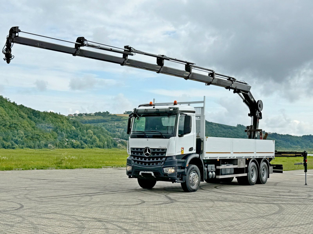 Mercedes-Benz ACTROS 2636 * HIAB 211 E-6 HIDUO/FUNK *6x4 - Vinçli kamyon: fotoğraf 2 Mercedes-Benz ACTROS 2636 * HIAB 211 E-6 HIDUO/FUNK *6x4 - Vinçli kamyon: fotoğraf 2