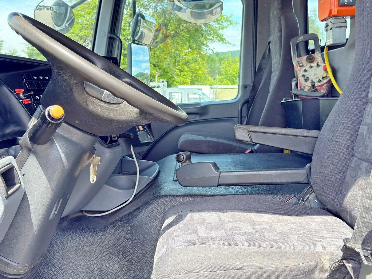 Mobil beton pompası Mercedes-Benz ACTROS 3241* Betonpumpe 21m *8x4 * Top Zustand Mercedes-Benz ACTROS 3241* Betonpumpe 21m *8x4 * Top Zustand: fotoğraf 7 Mobil beton pompası Mercedes-Benz ACTROS 3241* Betonpumpe 21m *8x4 * Top Zustand Mercedes-Benz ACTROS 3241* Betonpumpe 21m *8x4 * Top Zustand: fotoğraf 7