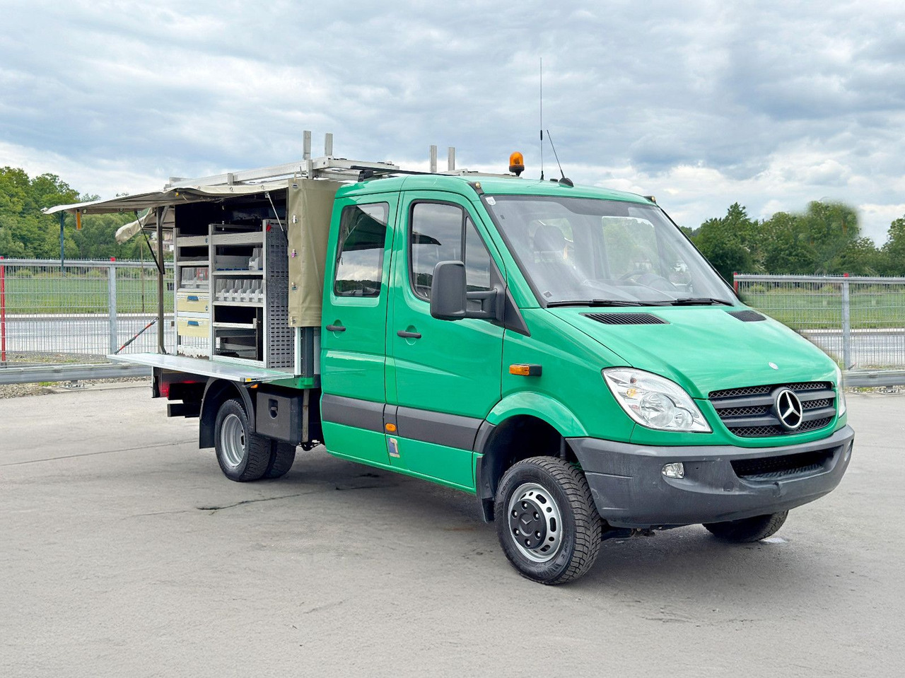 Mercedes-Benz Sprinter 516 CDI* Doppel Kabine! 4x4 *TOPZUSTAND - Damperli kamyonet: fotoğraf 2 Mercedes-Benz Sprinter 516 CDI* Doppel Kabine! 4x4 *TOPZUSTAND - Damperli kamyonet: fotoğraf 2