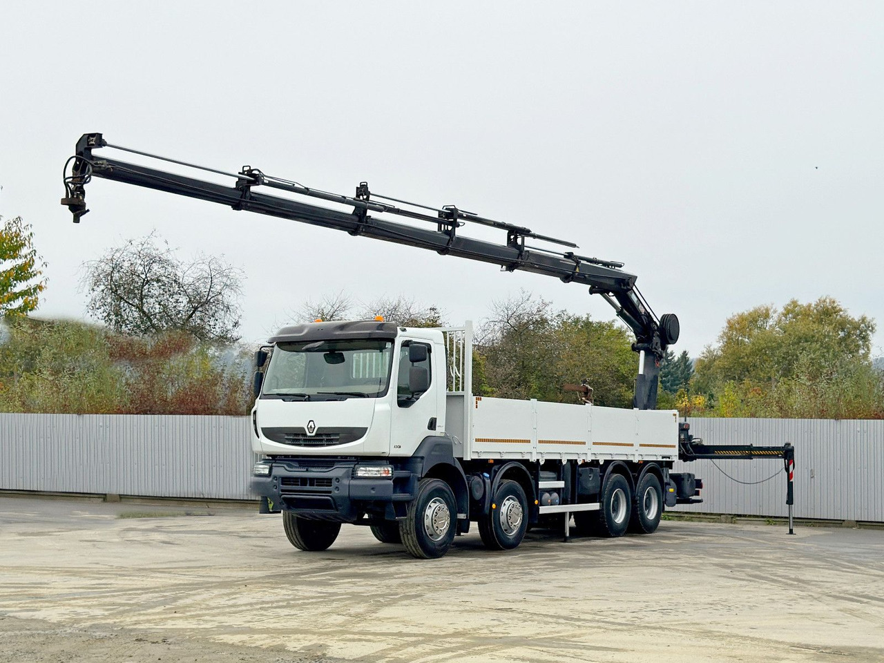 Renault KERAX 430 * HIAB 211 EP-5 HIDUO /FUNK *8x4 - Vinçli kamyon: fotoğraf 2 Renault KERAX 430 * HIAB 211 EP-5 HIDUO /FUNK *8x4 - Vinçli kamyon: fotoğraf 2