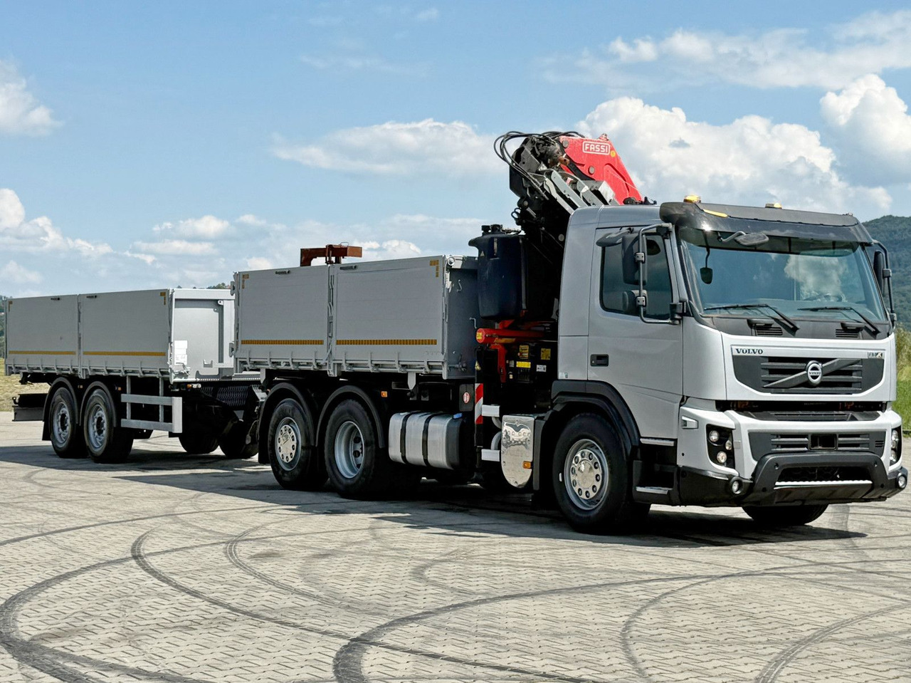 Volvo FMX 420* FASSI F275.2.25 + FUNK + Anhänger / TOP - Vinçli kamyon: fotoğraf 4 Volvo FMX 420* FASSI F275.2.25 + FUNK + Anhänger / TOP - Vinçli kamyon: fotoğraf 4
